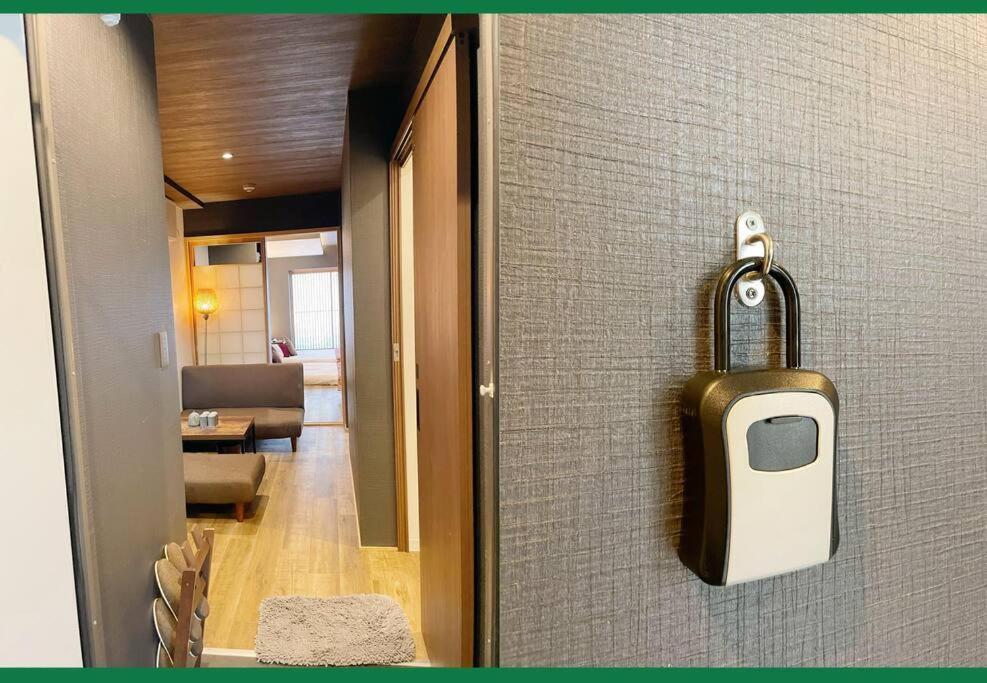 Apartment 民泊越前ビル501号室 Osaka